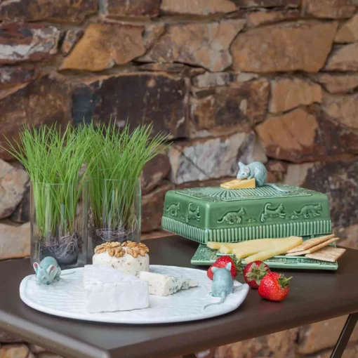 Bordallo Pinheiro Cheese Tray with Mouse and Lid
