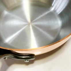 De Buyer Prima Matera Induction-Compatible Copper Saute Pan - Conical