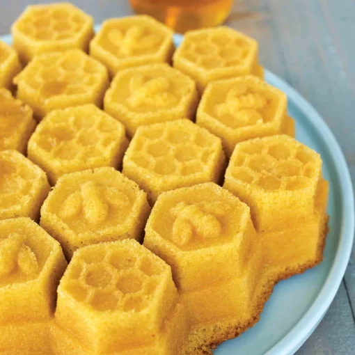 Nordicware Honeycomb Pull-Apart Dessert Pan