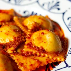 Ravioli Tray - 12 Large Round Ravioli 52mm x 52mm