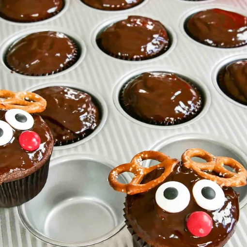 USA Pan 12 Cup Muffin Pan